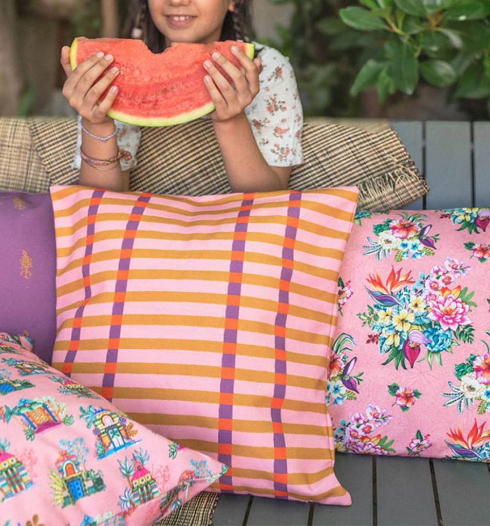 Fabriquer soi-même ses coussins d’extérieur : tutoriel simple et rapide